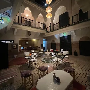 رياد Ago